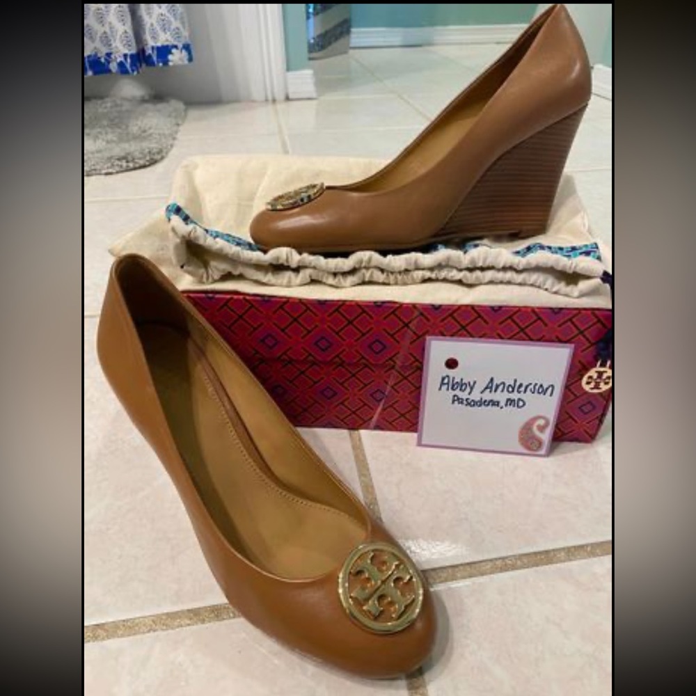 Tory Burch Nude Medallion Benton Wedge Heel